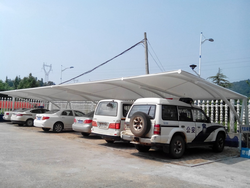 膜結(jié)構(gòu)汽車棚案例