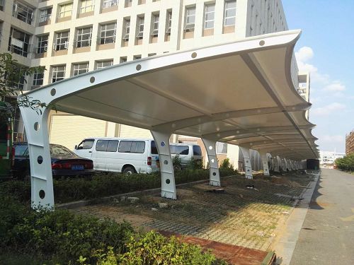 膜結(jié)構(gòu)汽車棚案例