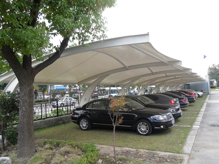 汽車(chē)棚