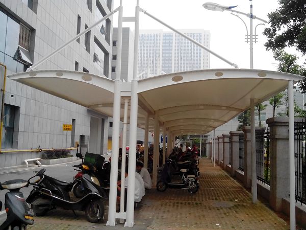 膜結構自行車棚案例