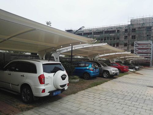 膜結(jié)構(gòu)汽車棚案例